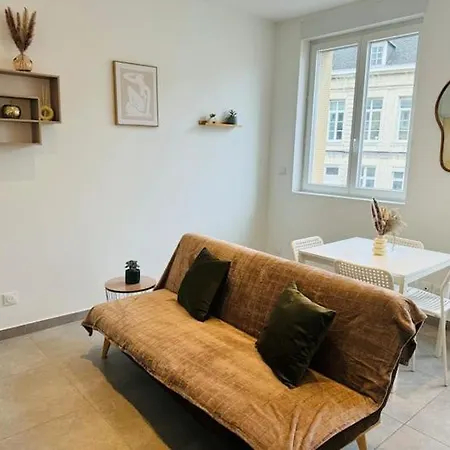 Cosy - Hyper Centre Apartment *